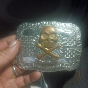 Skull and Crossbones Belt Buckle